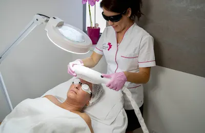 Strefa Piękna Laxandre - Aleksandra Haładyn | Salon Kosmetyczny / Zabiegi Laserowe / Kosmetyczka /